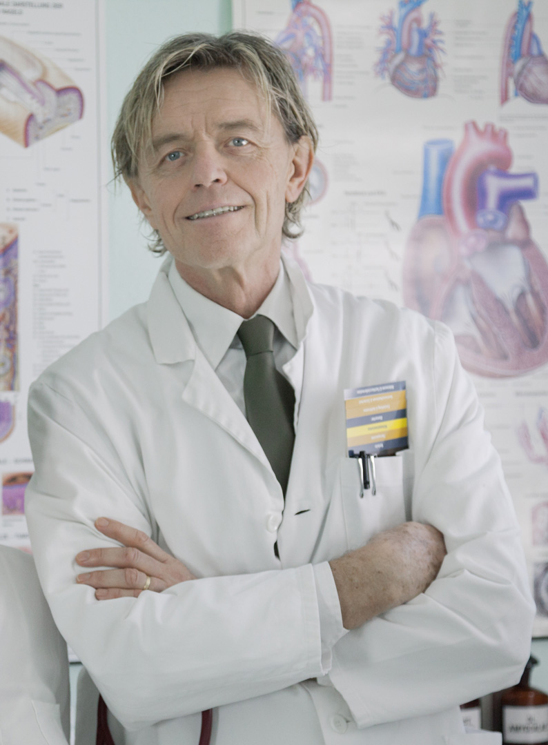 OA Dr. Alexander Windsor-Topolsky